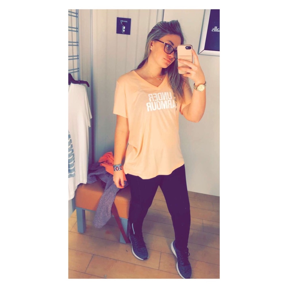 Meet your Posher, Lexee